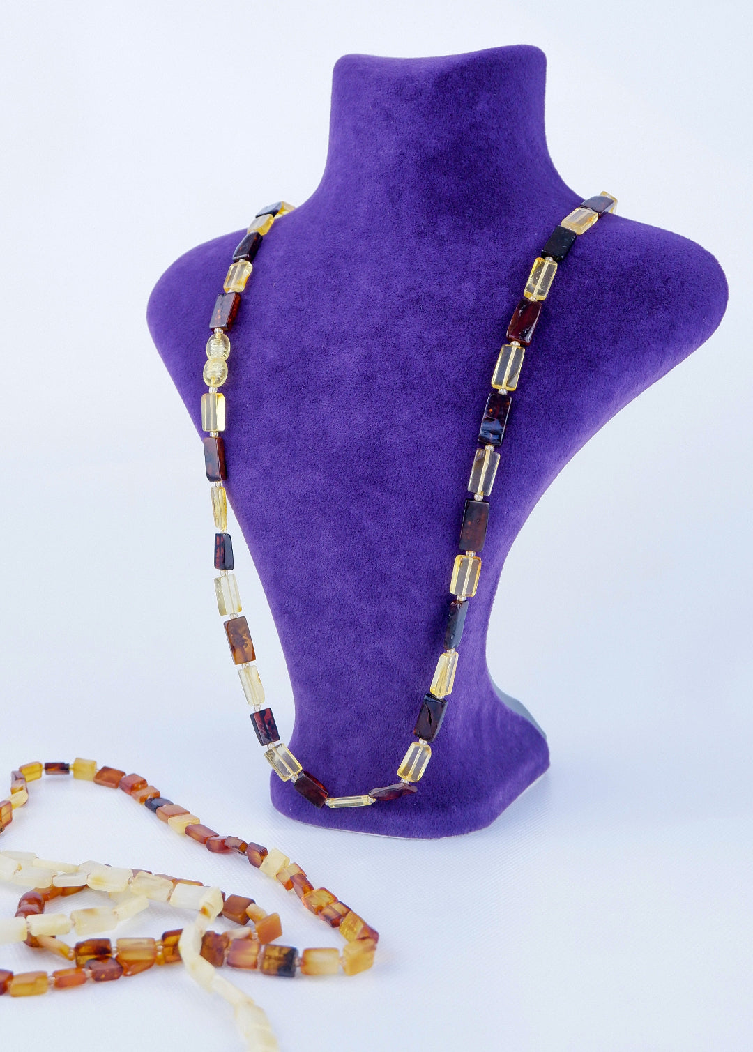 Kehribar - Dizi Kolye No: 017