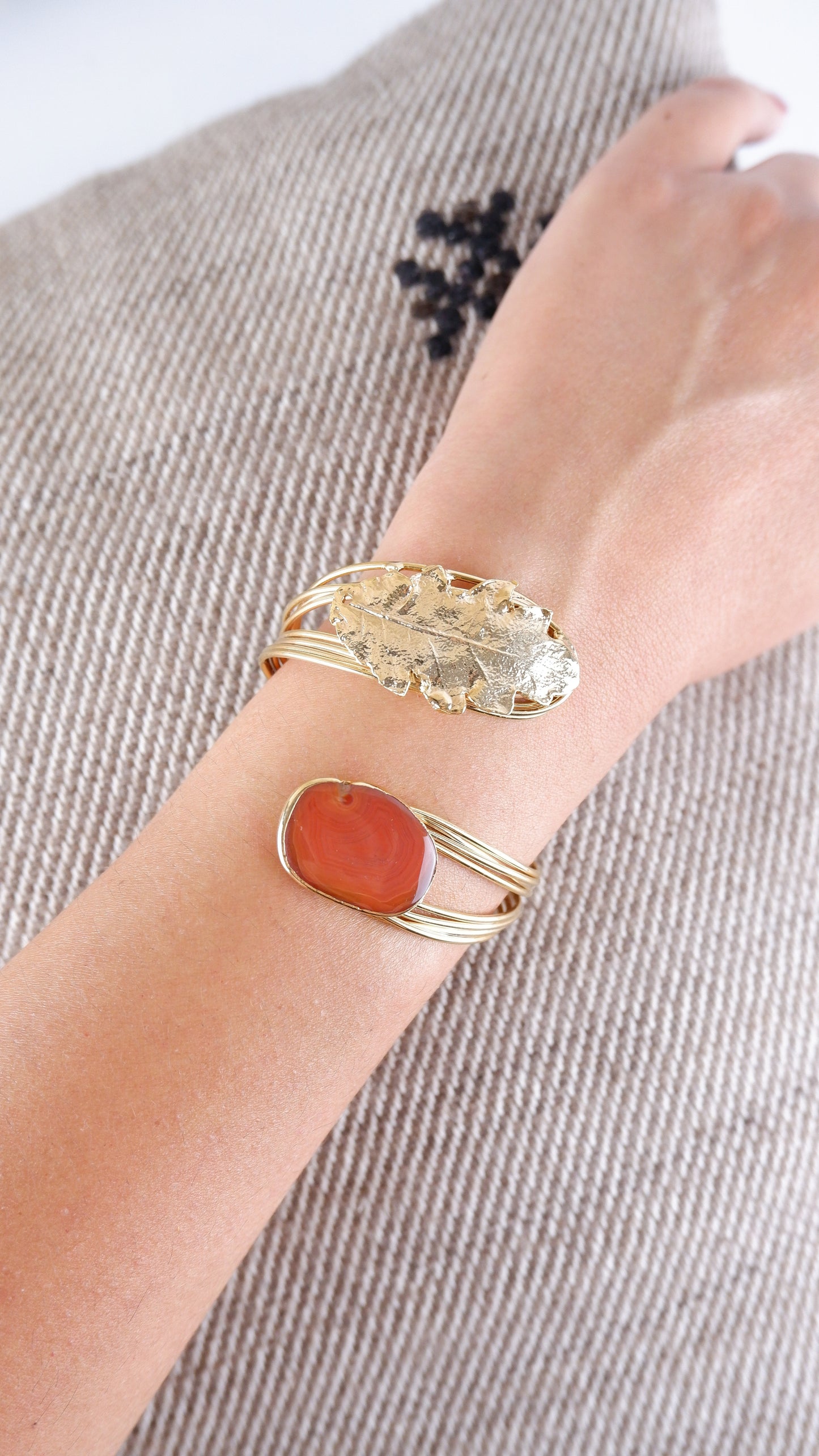 TELKARİ BİLEKLİK AKİK TAŞI