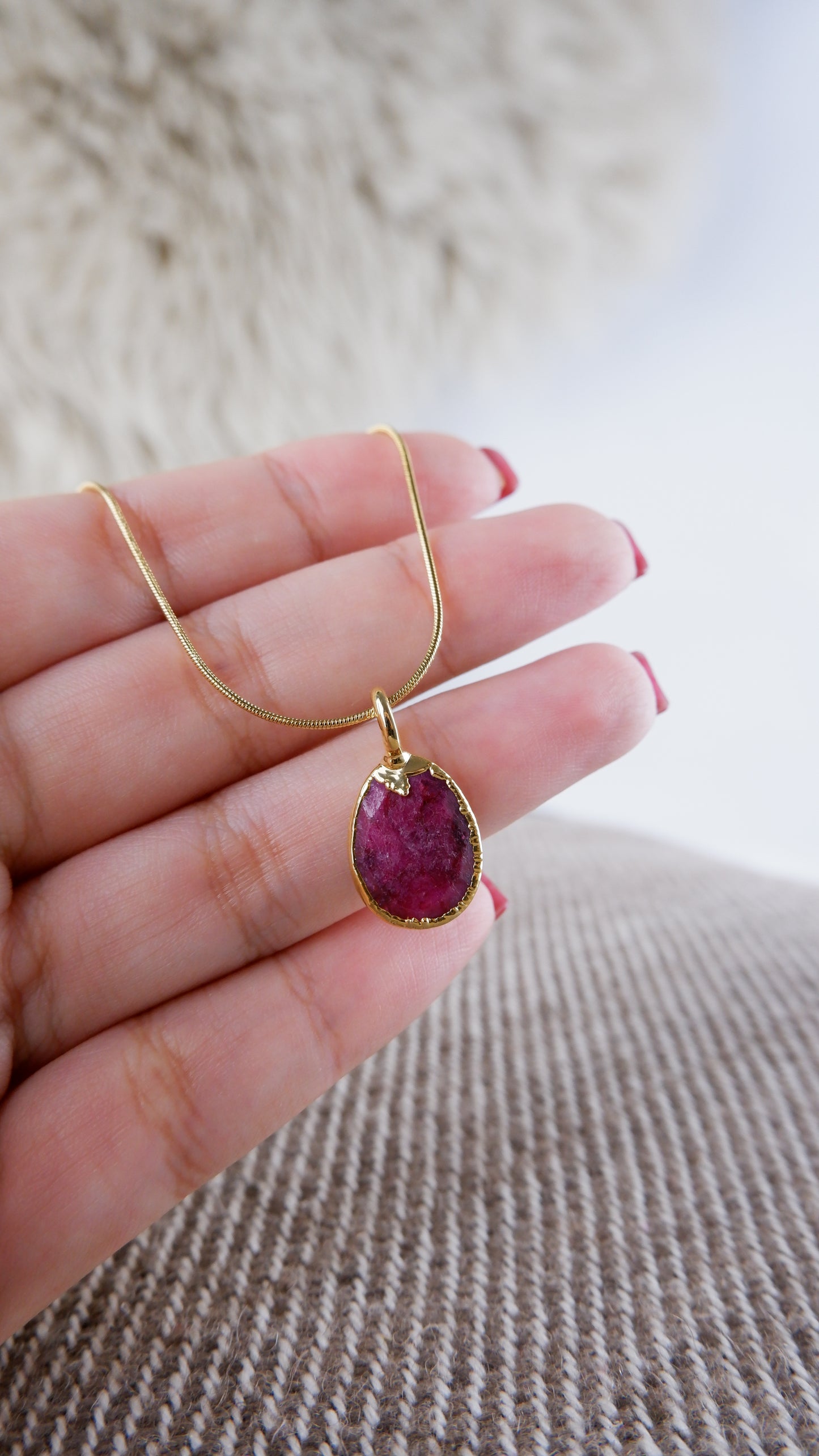 Doğal Tek Taş Kolye